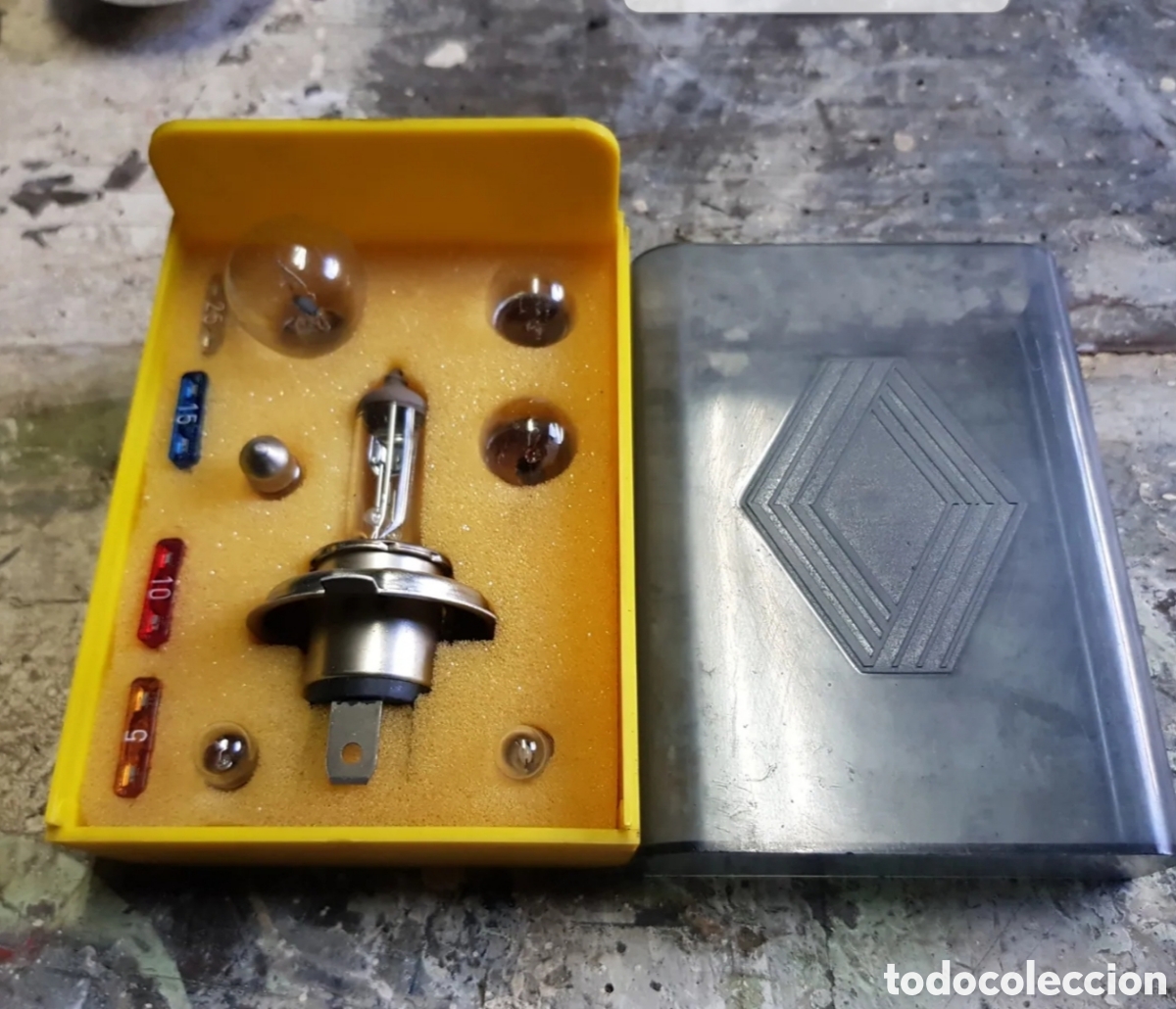 Coches y motocicletas: Caja de bombillas Renault