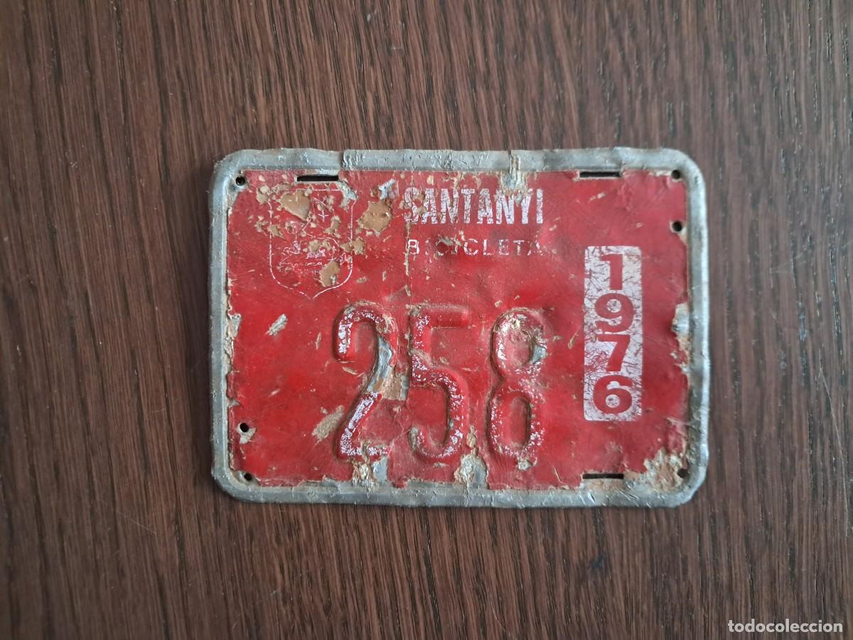 Coches y motocicletas: matr&iacute;cula, placa para bicicleta, Santany&iacute;, Mallorca, a&ntilde;o 1976.