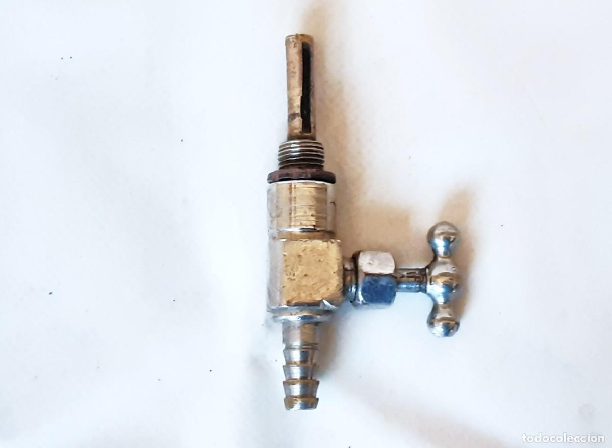 Coches y motocicletas: GRIFO LLAVE DE GASOLINA PARA MOTO ANTIGUA A&Ntilde;OS 20