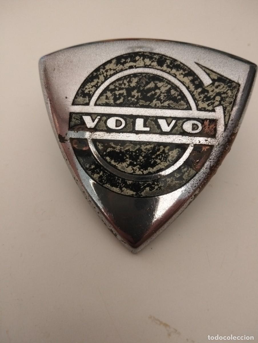 Coches y motocicletas: Volvo 144 emblema de capo