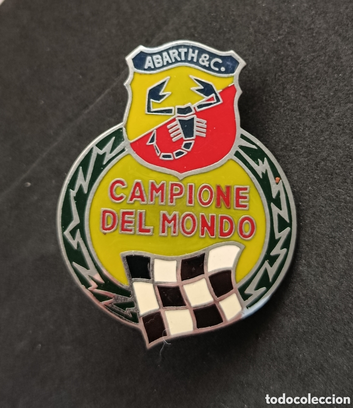 Coches y motocicletas: ANTIGUA INSIGNIA PLACA CHAPA EMBLEMA COCHE CLASICO AUTOMOBILE CAR GRILL BADGE ABARTH & C. CAMPIONE