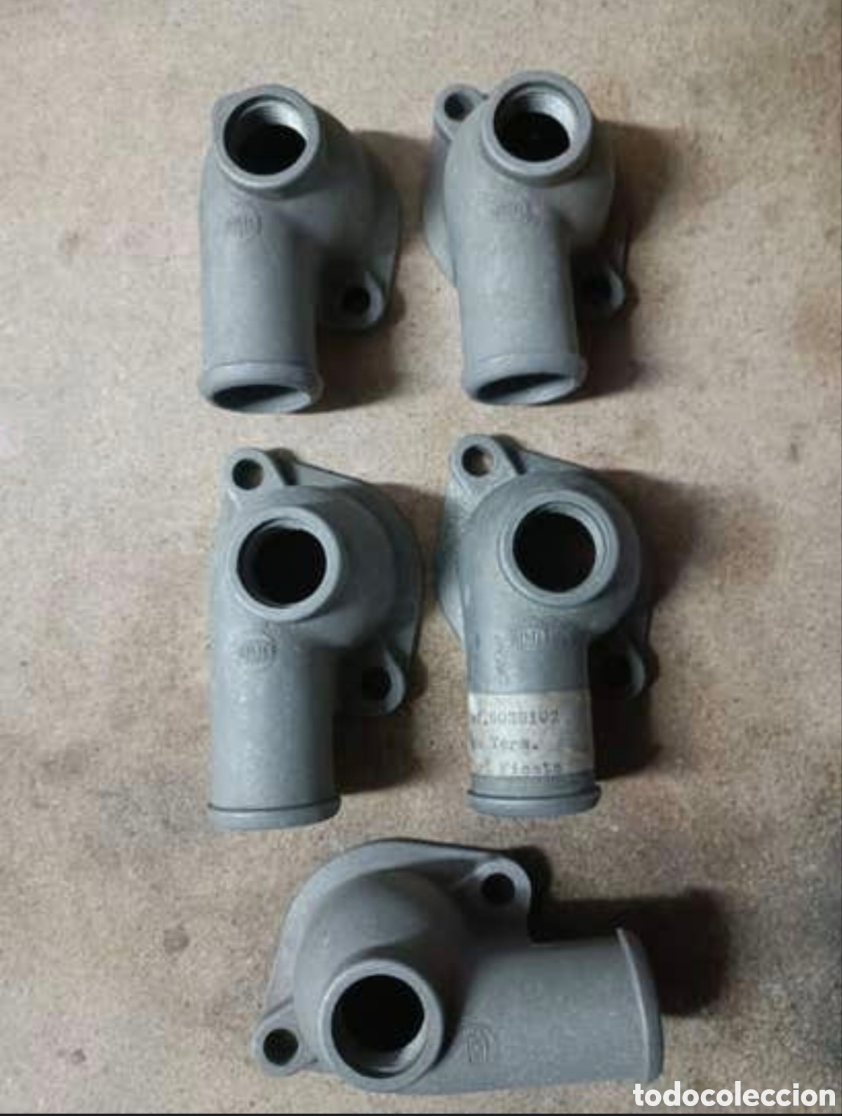 Coches y motocicletas: brida o cople de termostato Ford Fiesta mk1