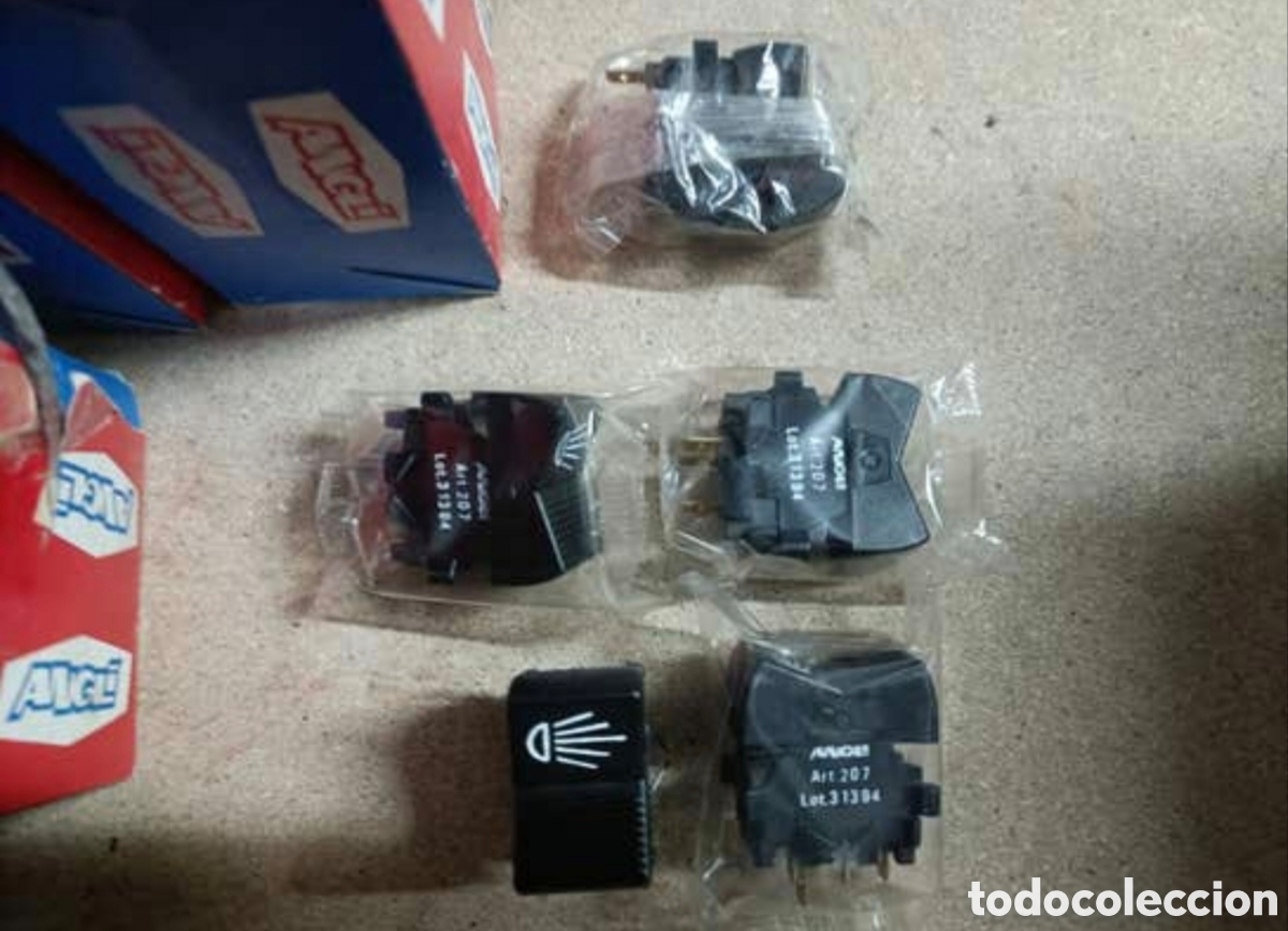 Coches y motocicletas: INTERRUPTOR LUCES SEAT 127