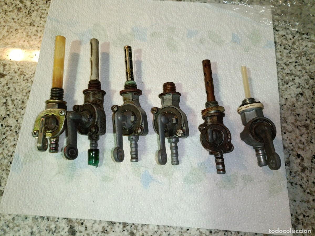 Coches y motocicletas: Grifos de gasolina originales CARBUREIBAR y otros para Bultaco, Montesa, Ossa, Sanglas, etc
