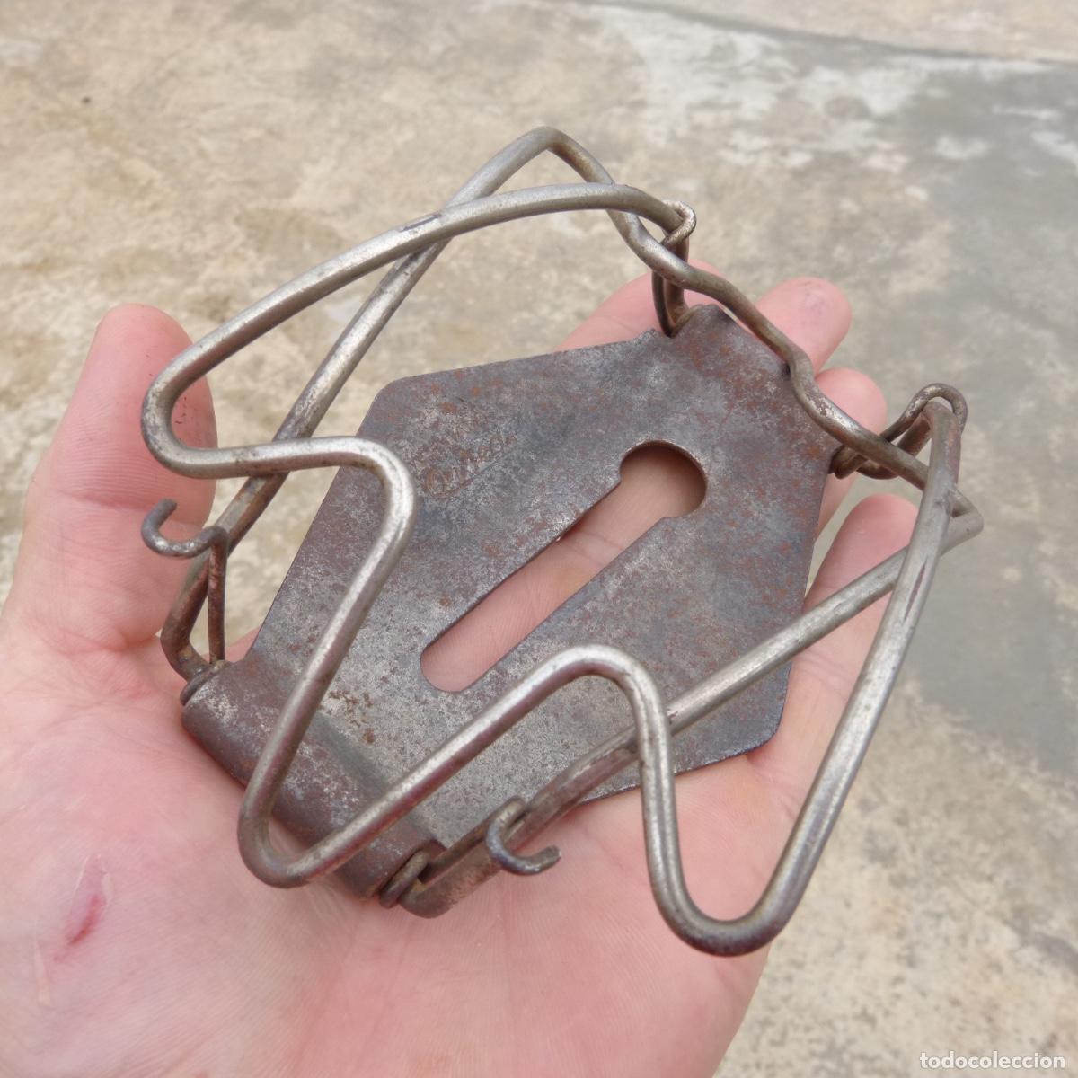 Coches y motocicletas: Antiguo cepo o portabocadillos para bicicleta, Orbea. 170gr. 11cm.