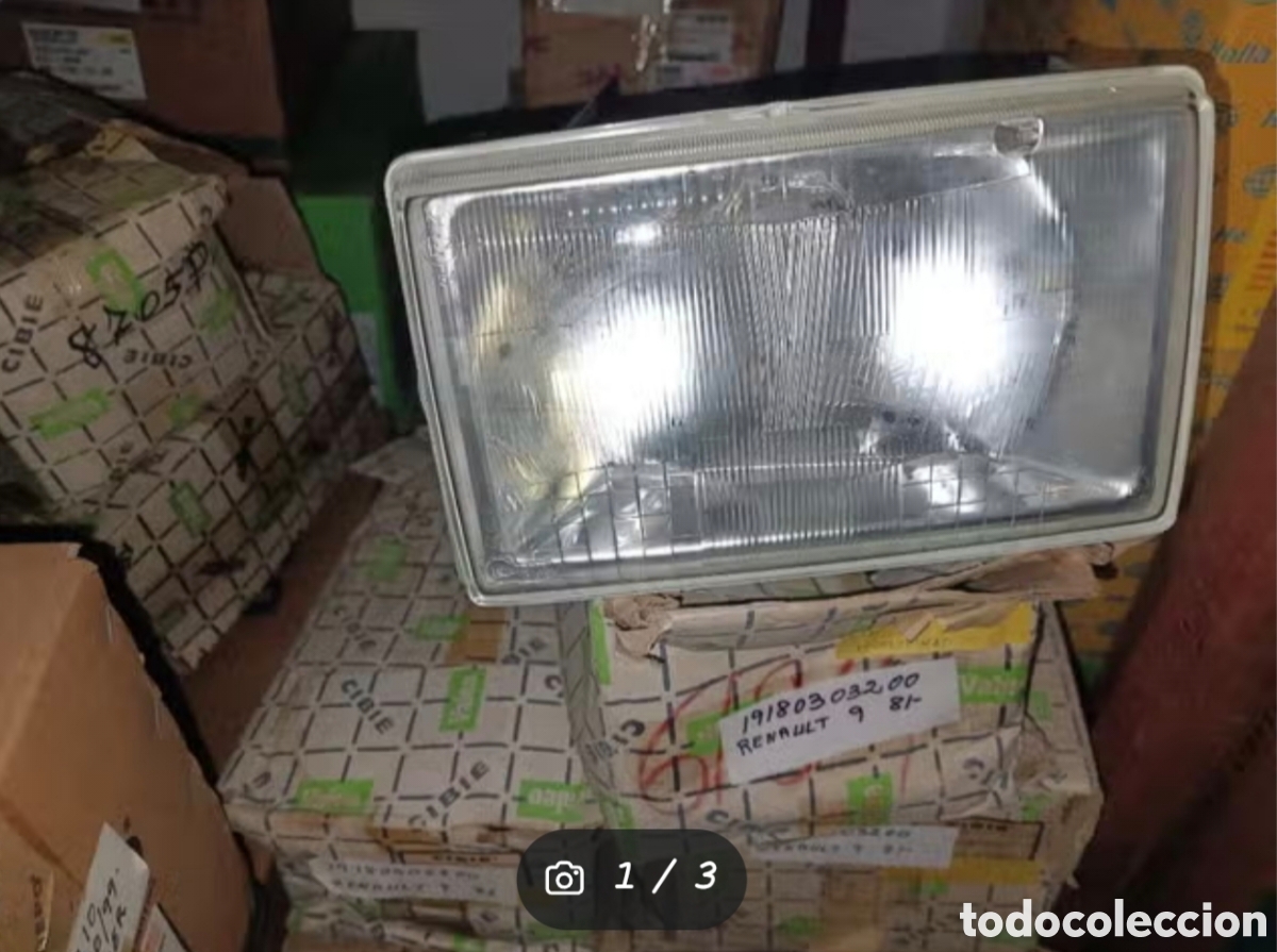 Coches y motocicletas: optica delantera Renault 9