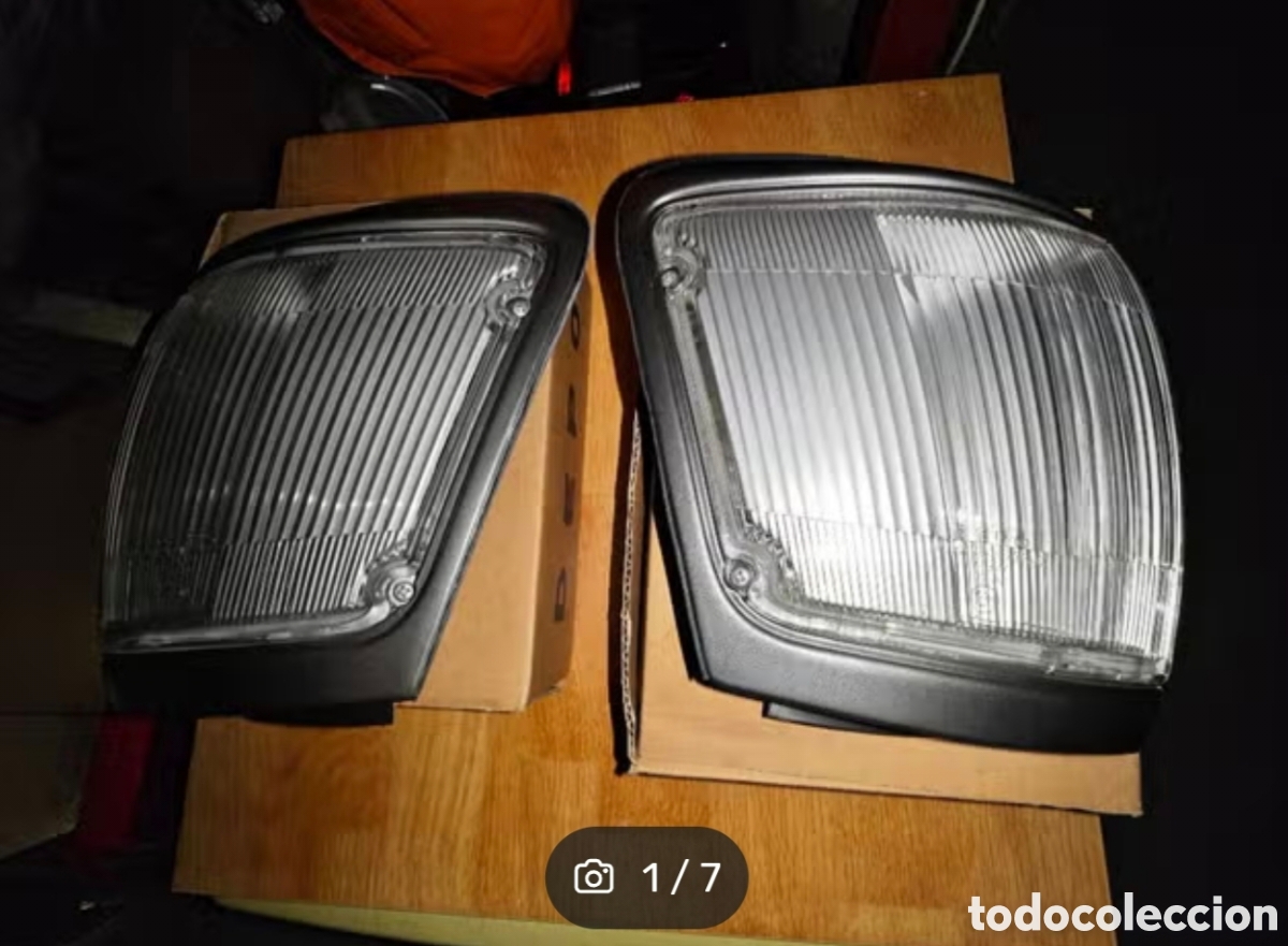 Coches y motocicletas: Pilotos delanteros Toyota Hilux