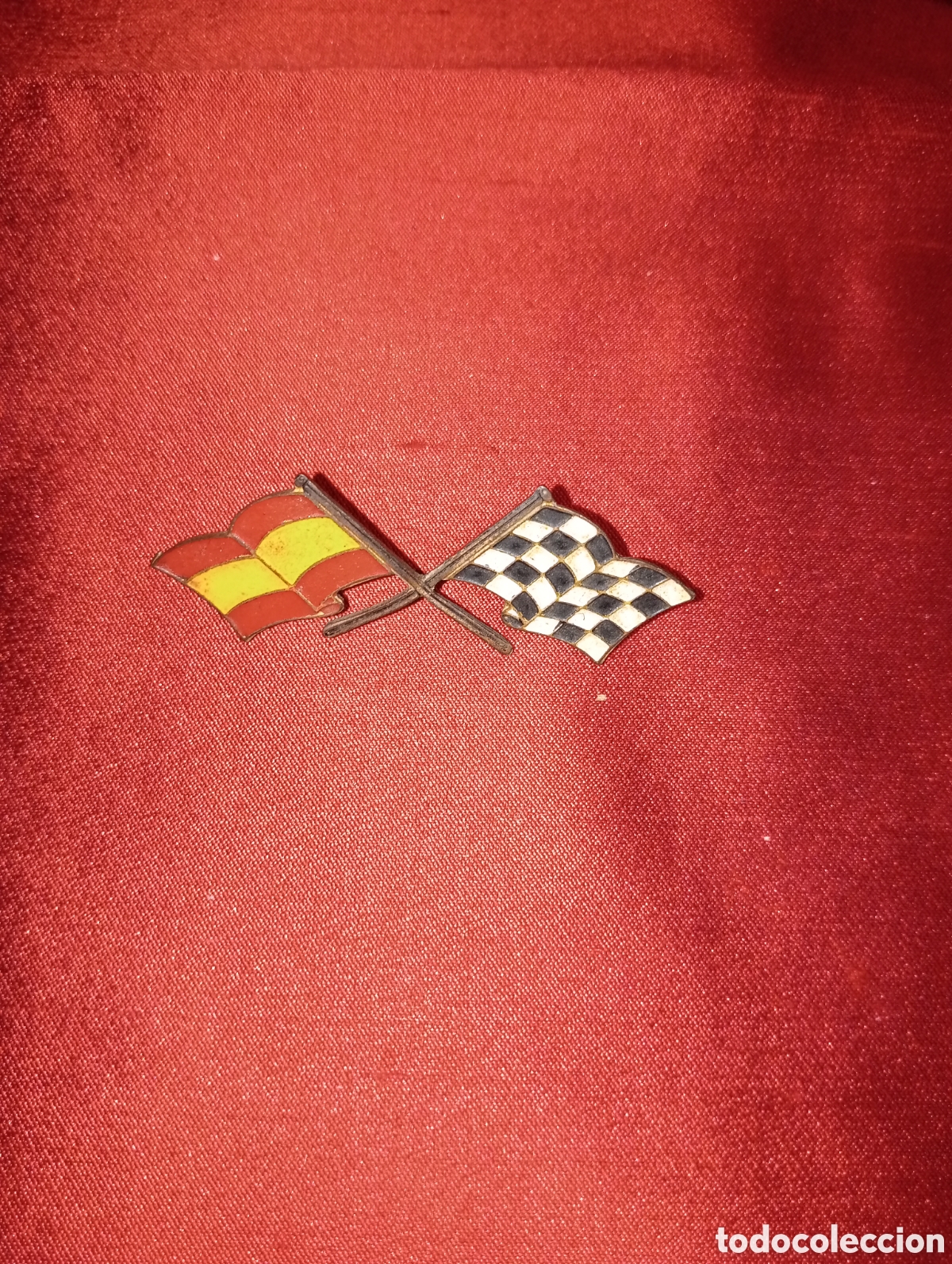 Coches y motocicletas: Muy antigua insignia de Automovilismo