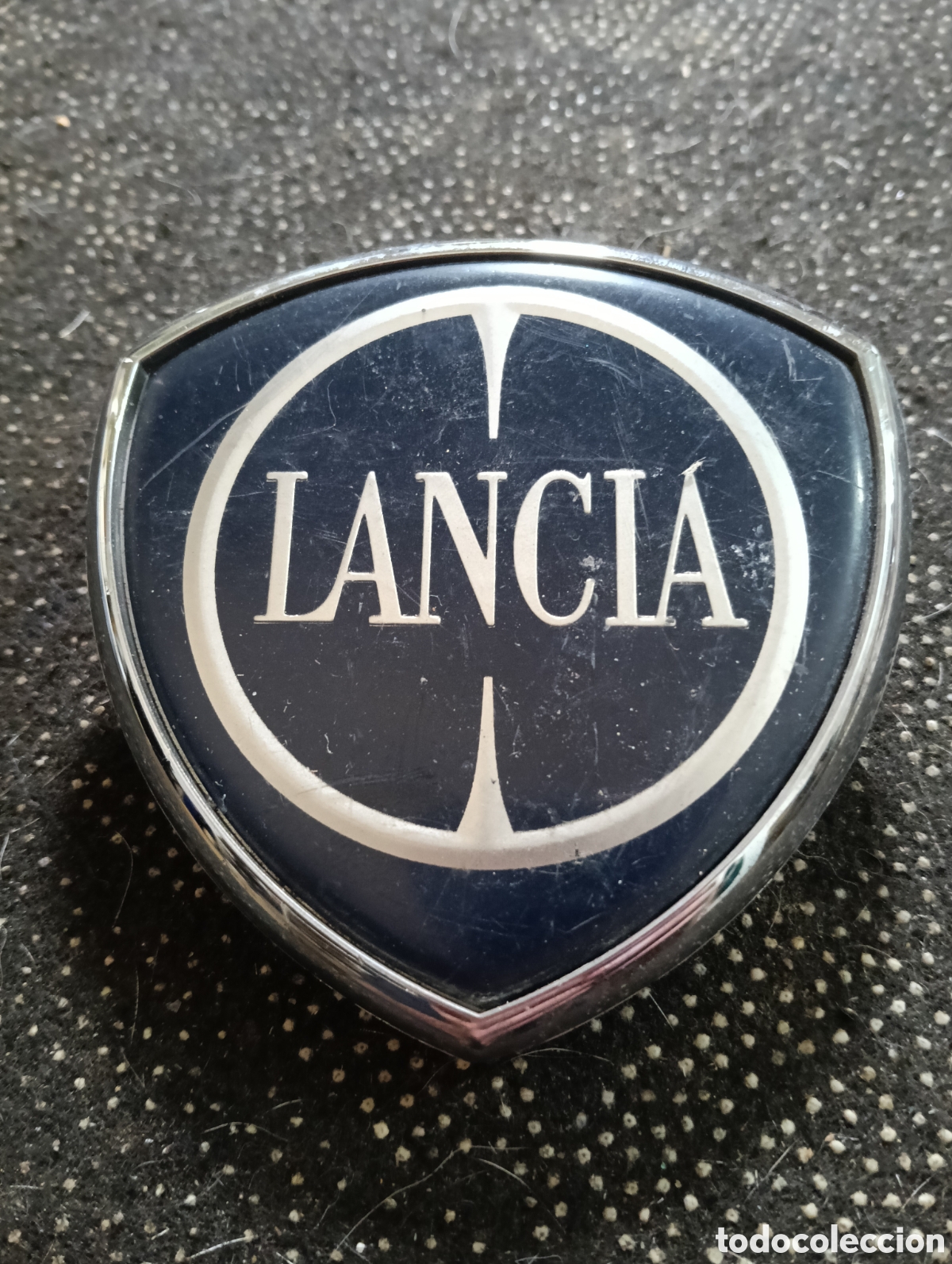 Coches y motocicletas: Emblema o Logotipo LANCIA usado sacado de desguace.