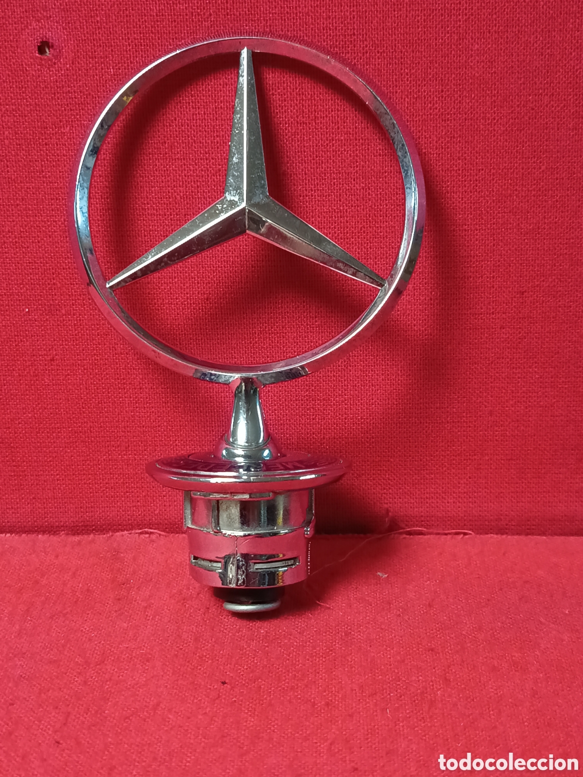 Coches y motocicletas: Insignia e Marcedez Benz