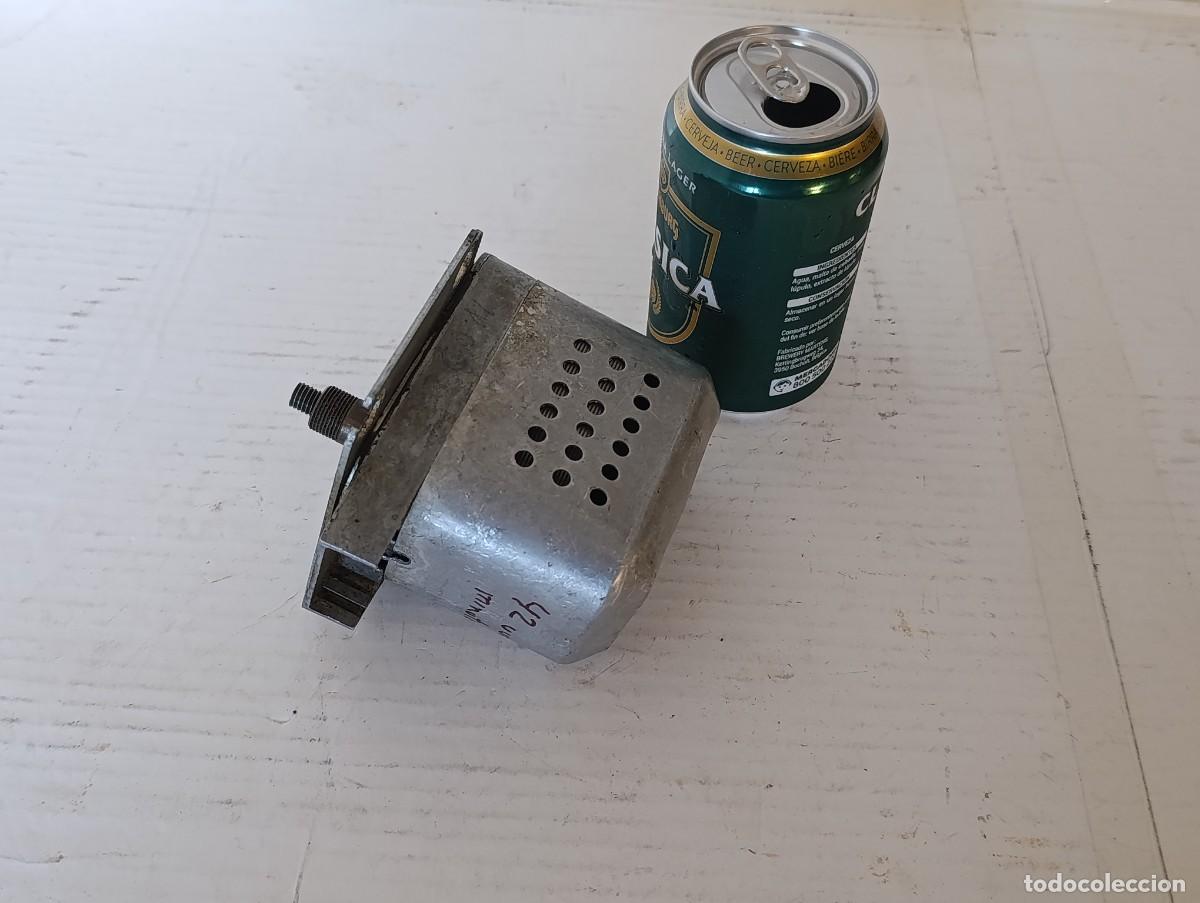 Coches y motocicletas: Motor Limpiaparabrisas Vintage DOGA 12V - Fecha 2-10-1977 - Testado y Funcionando (Seat / Renault /