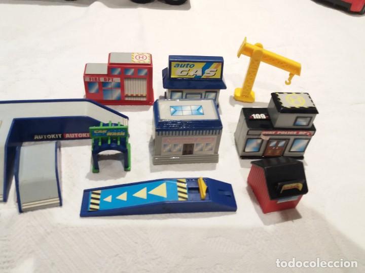Repuestos y piezas: Complementos Micromachines auto kid - Foto 2