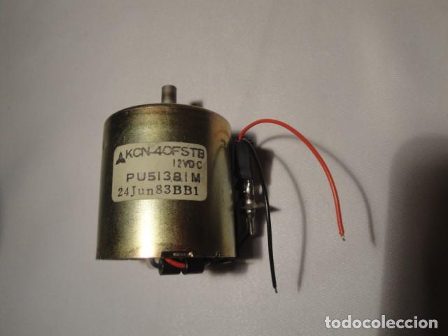Repuestos y piezas: Motor corriente cont&iacute;nua a 12 voltios. - Foto 3