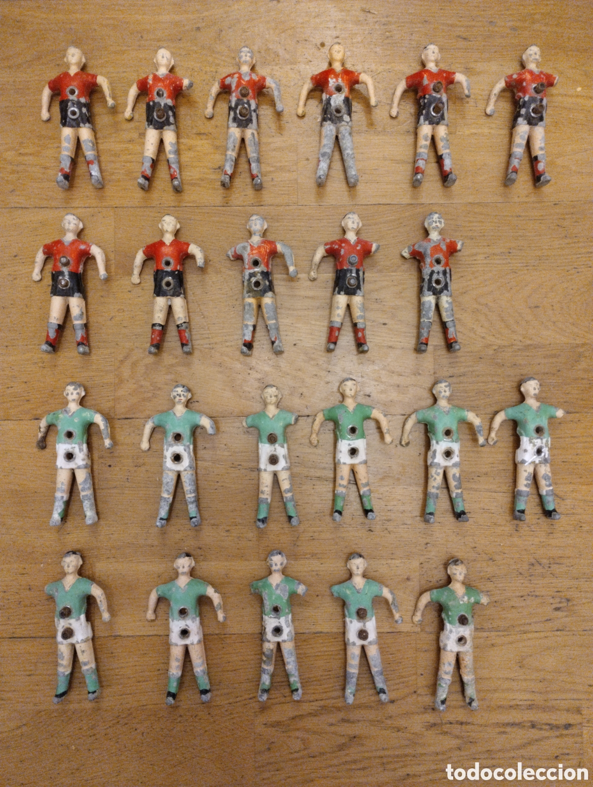 Pi&egrave;ces d&eacute;tach&eacute;es et composants: Lote de mu&ntilde;ecos de Futbolin antiguos