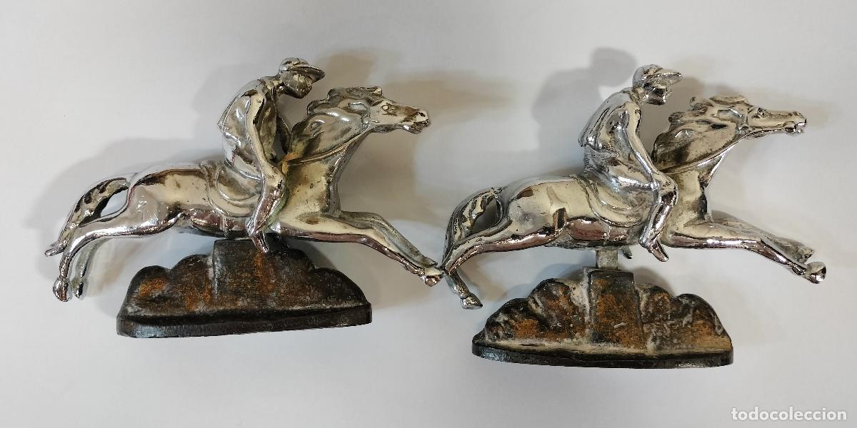 Repuestos y piezas: PAREJA DE JINETES O ACCESORIOS PARA AUT&Oacute;MATAS. METAL PLATEADO. ESPA&Ntilde;A. XIX-XX