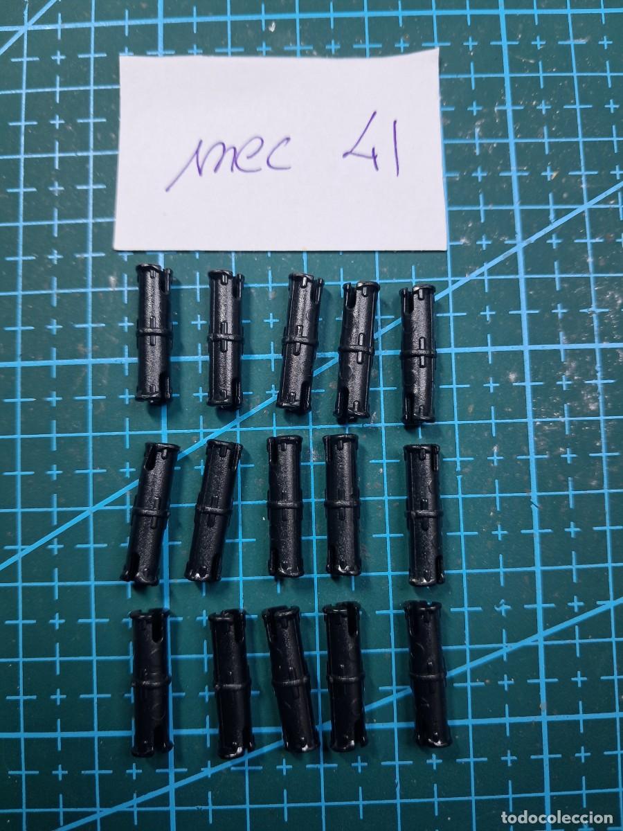 Pi&egrave;ces d&eacute;tach&eacute;es et composants: 15 Bulones o clavos de uni&oacute;n pl&aacute;stico negro (19 mm) - Clementoni - Laboratorio de mec&aacute;nica