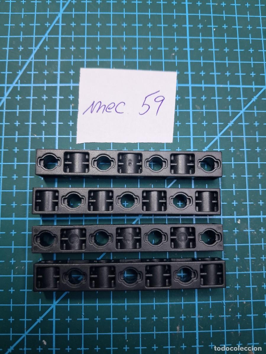 Pi&egrave;ces d&eacute;tach&eacute;es et composants: 4 barras perforadas de 7 agujeros pl&aacute;stico negro (63 mm) - Clementoni - Laboratorio de mec&aacute;nica