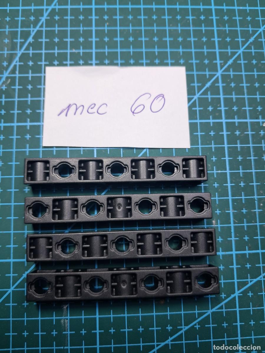 Repuestos y piezas: 4 barras perforadas de 7 agujeros pl&aacute;stico negro (63 mm) - Clementoni - Laboratorio de mec&aacute;nica