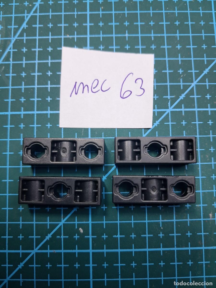 Repuestos y piezas: 4 barras perforadas de 3 agujeros pl&aacute;stico negro (26 mm) - Clementoni - Laboratorio de mec&aacute;nica