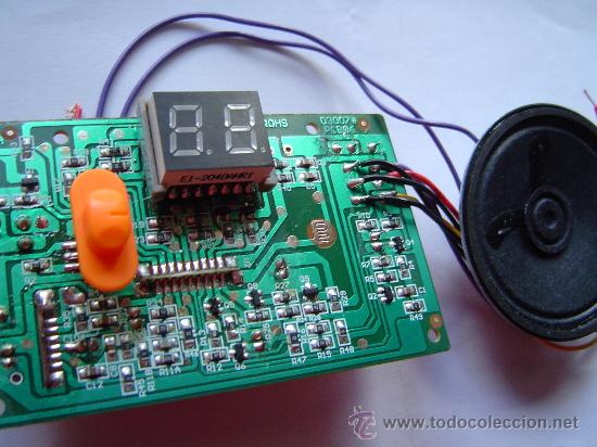 Radios antiguas: CIRCUITO IMPRESO CON DISPLAY, ALTAVOZ Y COMPONENTES - Foto 1