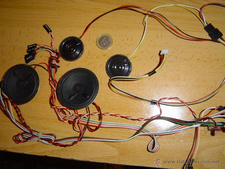 Radios antiguas: CUATRO PEQUE&Ntilde;OS ALTAVOCES - Foto 1