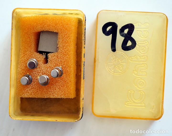 Radios antiguas: Componentes electr&oacute;nicos antiguos. - Foto 1