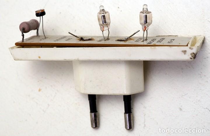 Radios antiguas: Componentes electr&oacute;nicos antiguos. - Foto 1