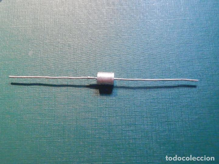 Radios antiguas: ITT 2M150 - Fusistor? - Foto 2