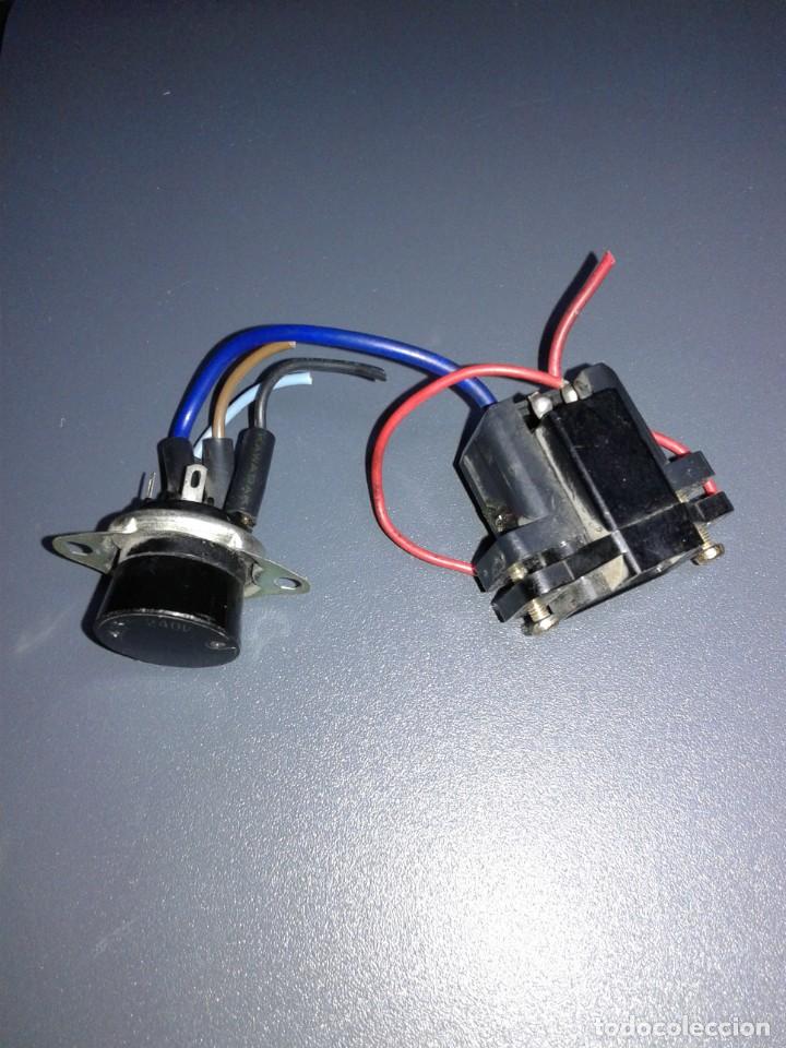 Radios antiguas: CONECTOR DE ENTRADA Y SELECTOR CAMBIO DE TENSION - Foto 2