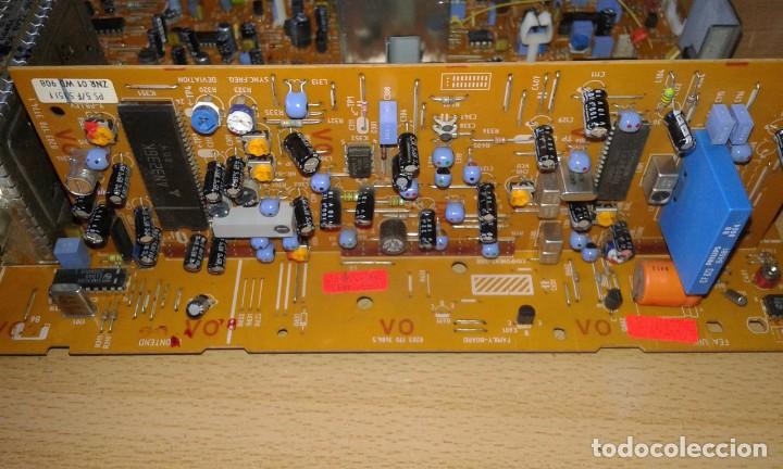 Radios antiguas: CIRCUITO IMPRESO CON COMPONENTES - Foto 3