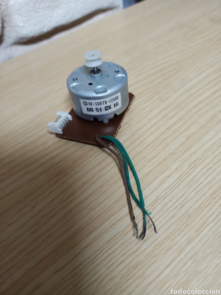 Radios antiguas: Motor marca Mabuchi 12V - Foto 1