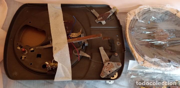 Radios antiguas: Despiece de tocadiscos de v&aacute;lvulas. - Foto 2