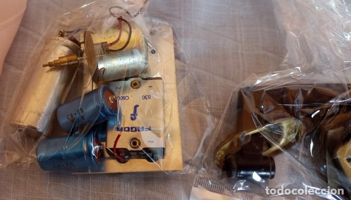 Radios antiguas: Despiece de tocadiscos de v&aacute;lvulas. - Foto 5