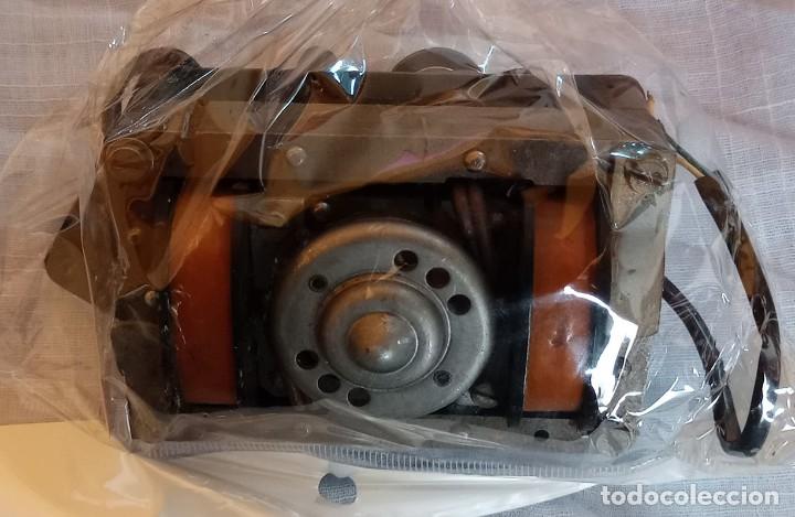 Radios antiguas: Despiece de tocadiscos de v&aacute;lvulas. - Foto 9