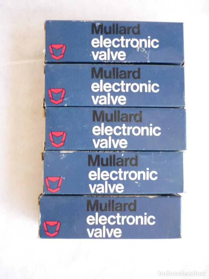 Radios antiguas: 5 v&aacute;lvulas de vac&iacute;o Mullard PC97 en caja - Foto 2