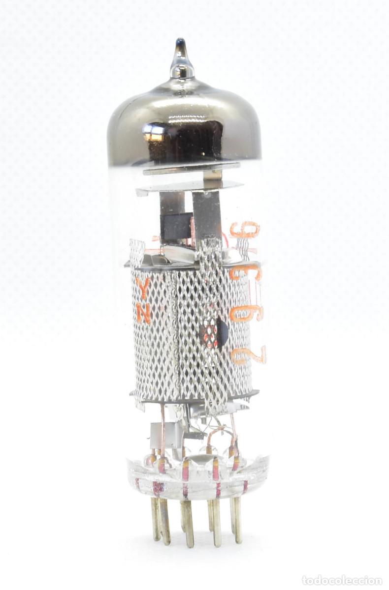 Radios antiguas: V&aacute;lvula nueva E83F de marca Tungsram - Foto 2
