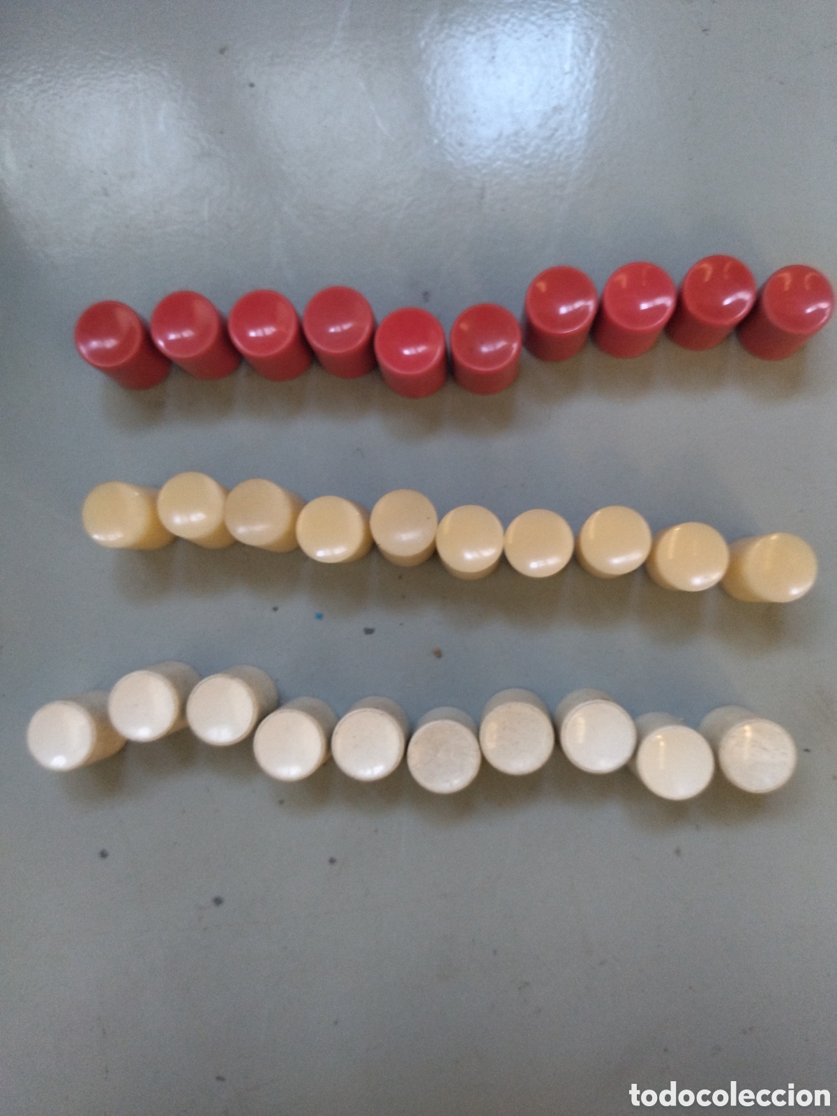 Radio antiche: Botones para pulsadores Eker. 30 unidades