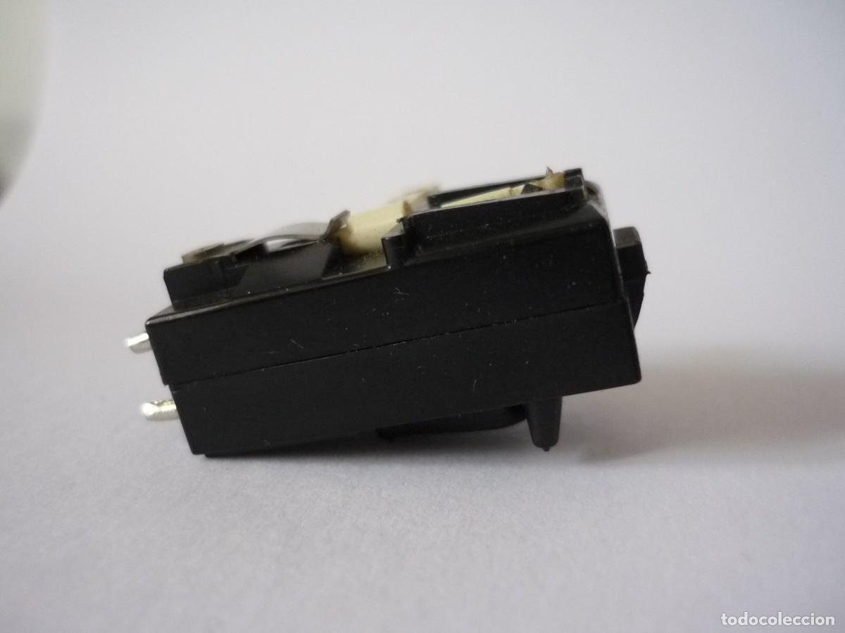 Radios antiguas: Capsula con aguja de tocadiscos - Foto 3