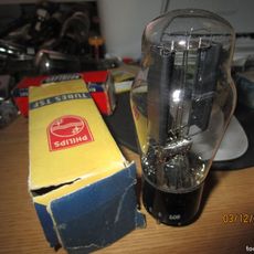 Philips EL300 lampe tube röhre not pas telefunken mazda Philips EL300 lampe tube röhre not pas telefunken mazda