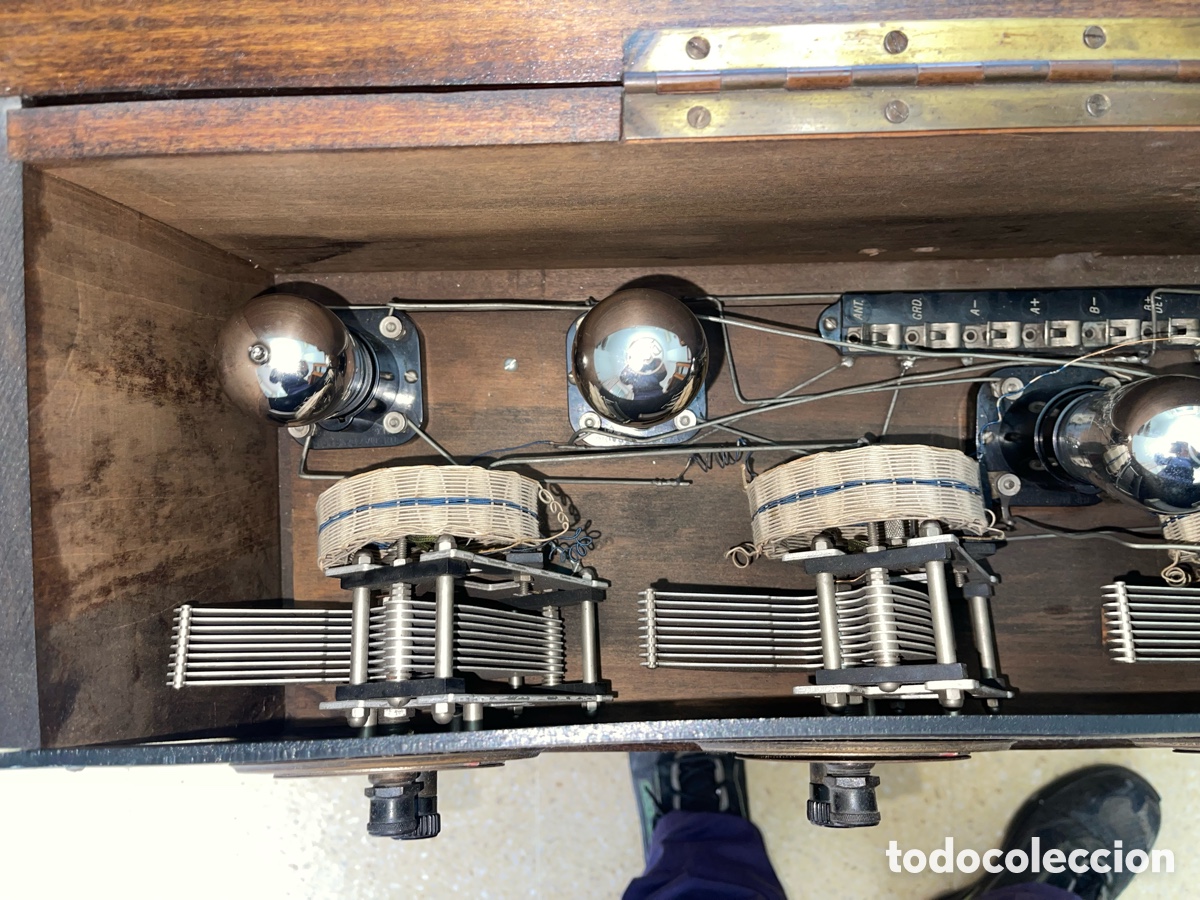 Radios antiguas: RADIO VALVULAS AMERICANA COFRE A&Ntilde;OS 20 - Foto 8