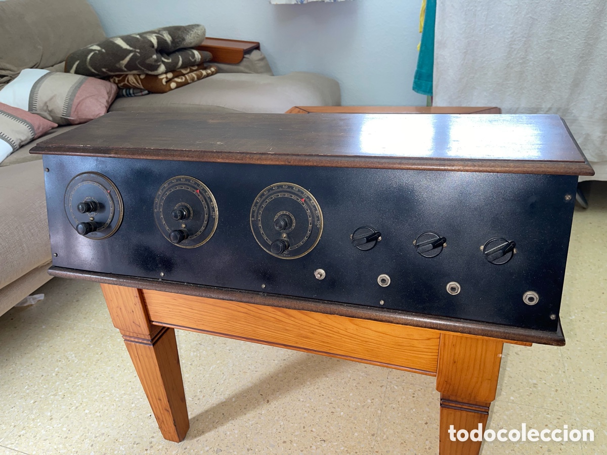 Radios antiguas: RADIO VALVULAS AMERICANA COFRE A&Ntilde;OS 20 - Foto 1