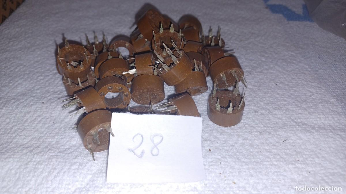Radios antiguas: Lote de Z&oacute;calos configuraci&oacute;n octal pero con 7 pines. Lote de 28 unidades.