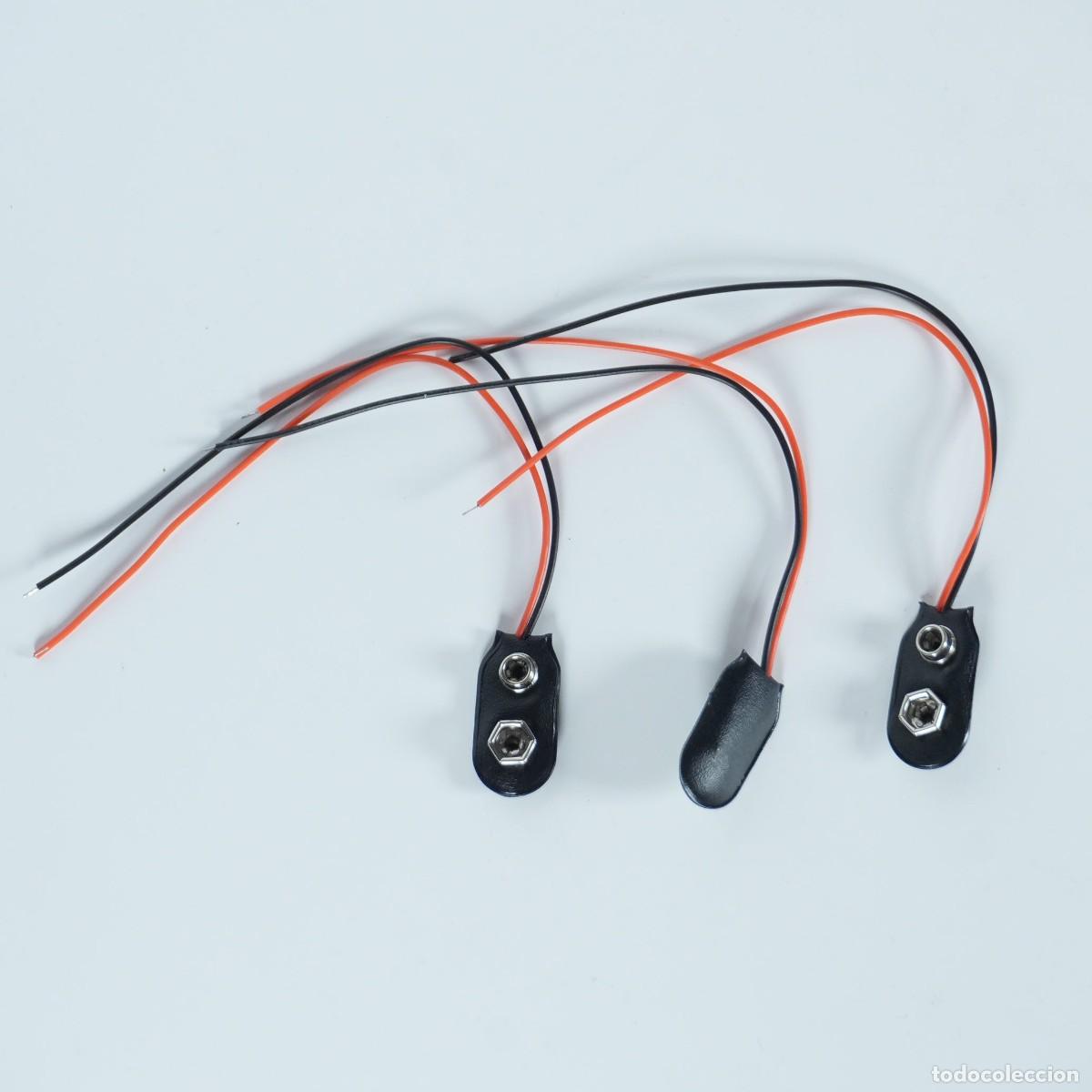 Radios antiguas: 3 BROCHES PORTAPILAS PARA PILAS DE 9V - NUEVOS