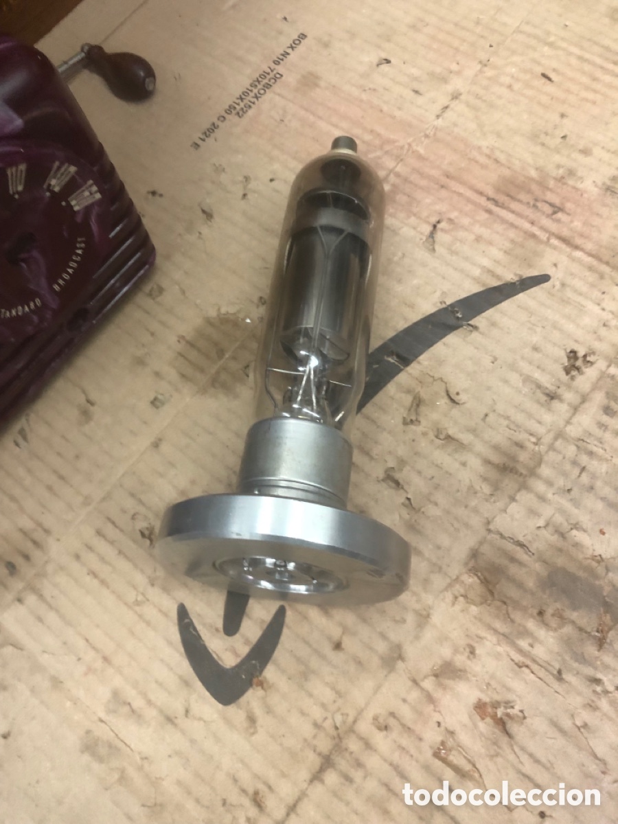Radios antiguas: V&aacute;lvula antigua de emisora? - Foto 4