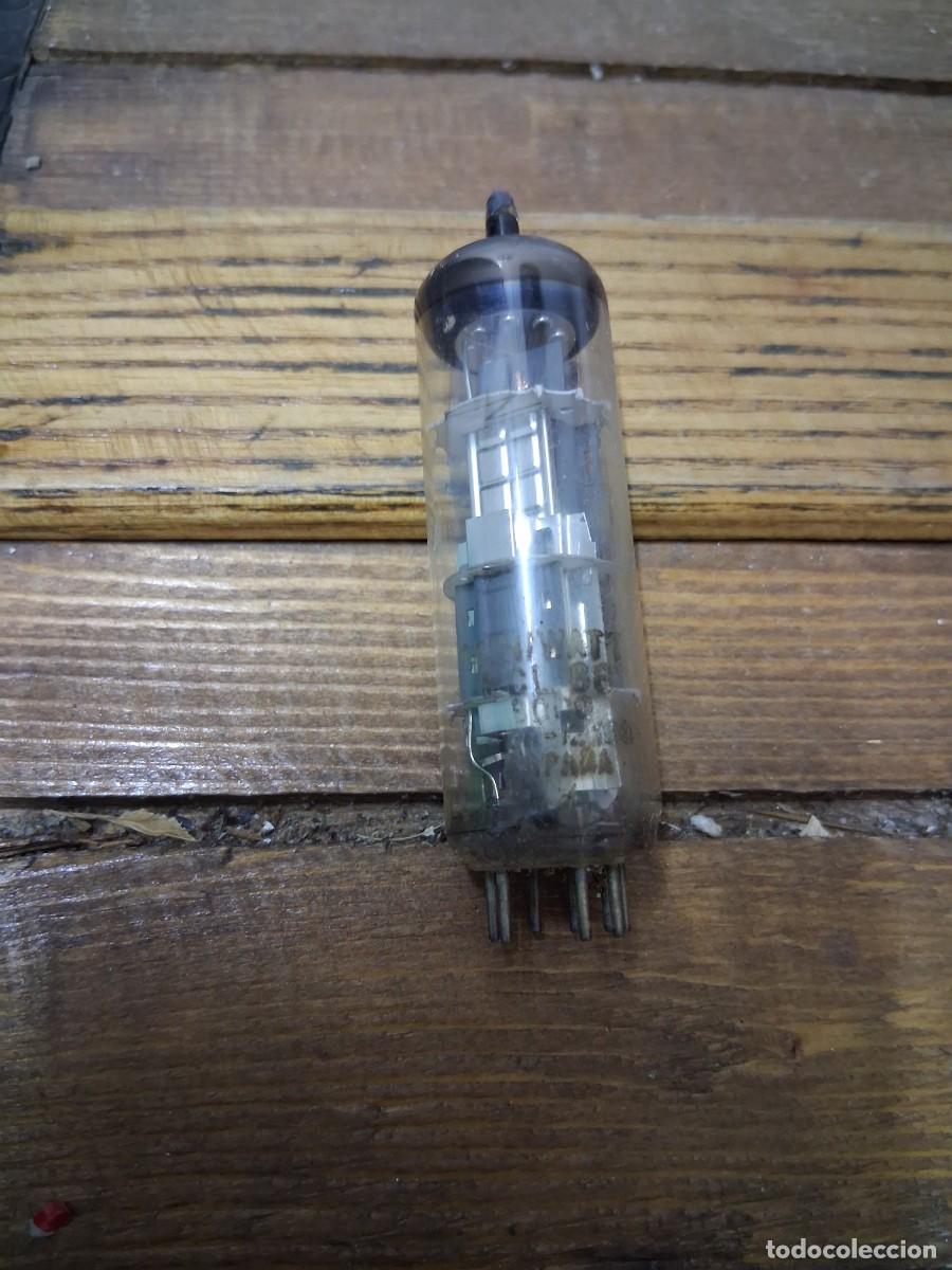 Radios antiguas: Valvula de vacio para radio o televisor PCL 86 Miniwatt