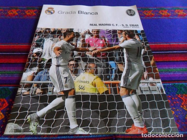 Coleccionismo deportivo: GRADA BLANCA REAL MADRID &Eacute;IBAR. JORNADA 7. 2-10-16. P&Oacute;STER LUKA MODRIC.