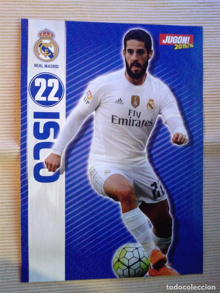 Coleccionismo deportivo: MINI P&Oacute;STER REVISTA JUG&Oacute;N. ISCO - REAL MADRID / AGUIRRETXE - REAL SOCIEDAD