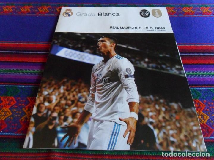 Coleccionismo deportivo: GRADA BLANCA REAL MADRID S.D. EIBAR JORNADA 9&ordf;. 22-10-17. P&Oacute;STER ISCO. MBE.