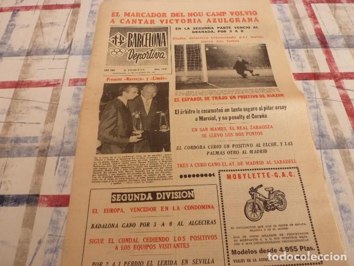 Coleccionismo deportivo: BARCELONA DEPORTIVA(31-10-66)EN EL CAMP NOU BAR&Ccedil;A 3 ELCHE 0, PAZOS.