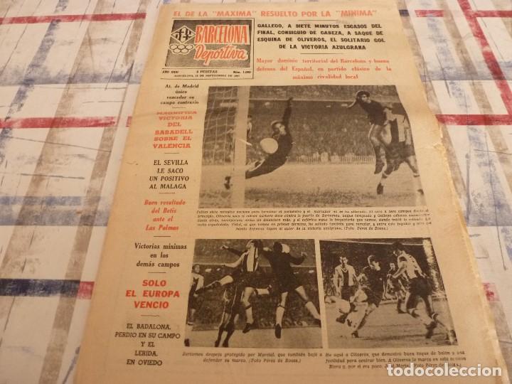 Coleccionismo deportivo: BARCELONA DEPORTIVA(18-9-67) EN CAMP NOU BAR&Ccedil;A 1 ESPA&Ntilde;OL 0,GOL DE GALLEGO AL FINAL PASE DE OLIVEROS
